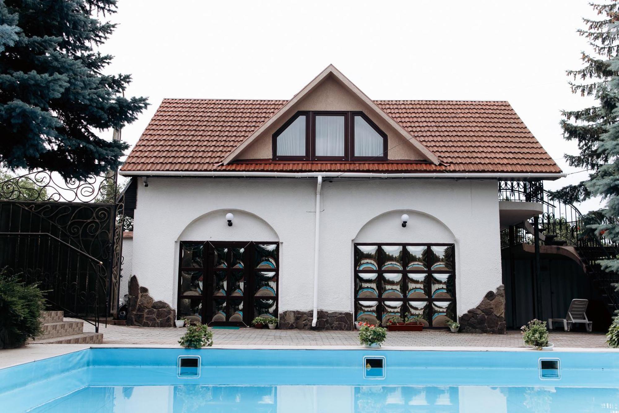 Eduard Hotel Uzjhorod Eksteriør billede